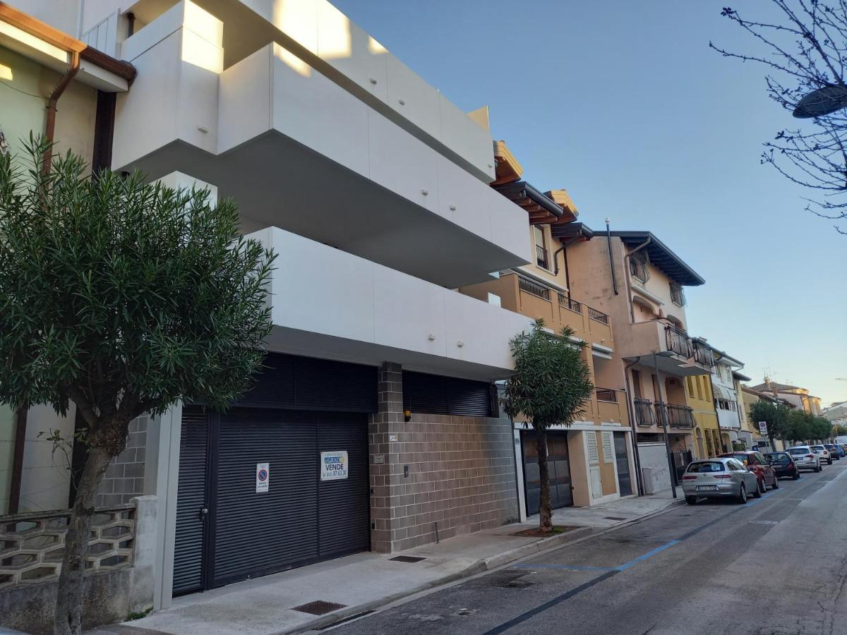 Residence Giulia Grado Exterior foto